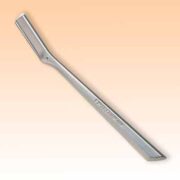 free tweezerman facial razor 180x180 - FREE Tweezerman Facial Razor