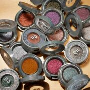 free urban decay moondust eyeshadow 180x180 - FREE Urban Decay Moondust Eyeshadow