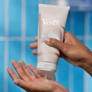 free gillette venus smoothing exfoliant 180x180 - FREE Gillette Venus Smoothing Exfoliant